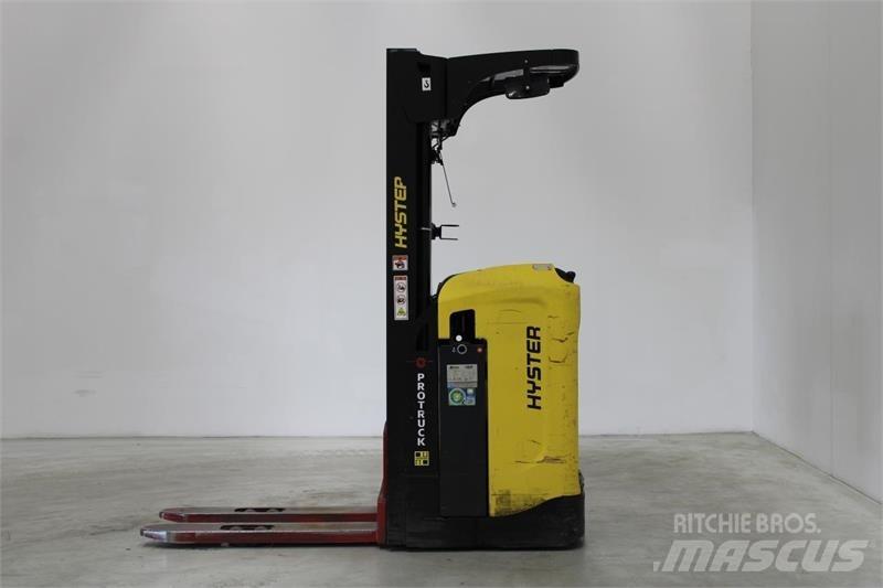 Hyster RS1.6 Carelli stoccatori  automatici-usati