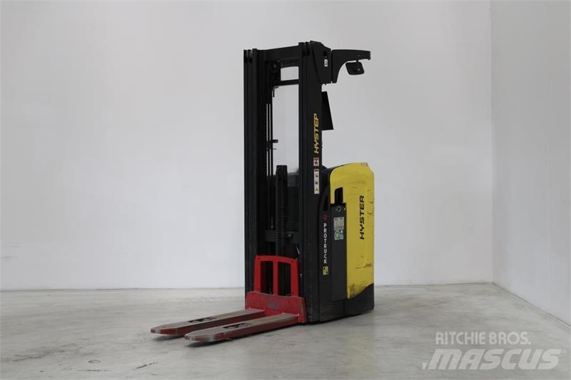 Hyster RS1.6 Carelli stoccatori  automatici-usati