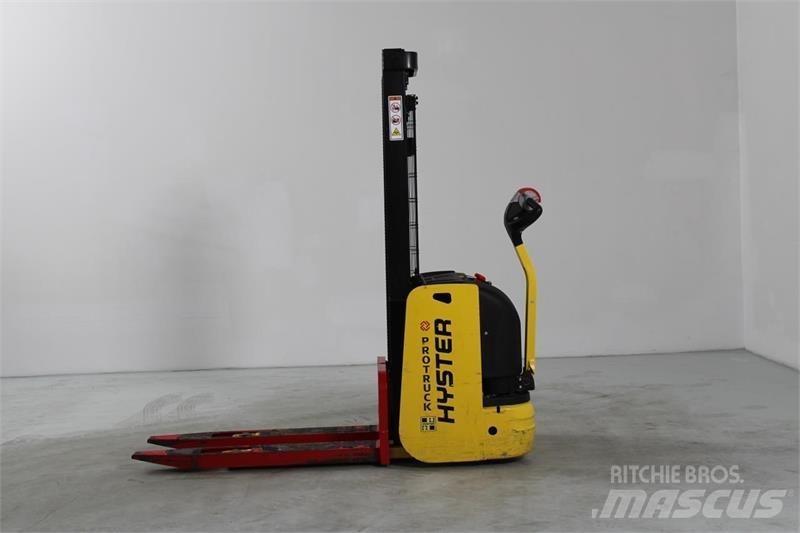 Hyster S1.0E Carelli stoccatori  automatici-usati