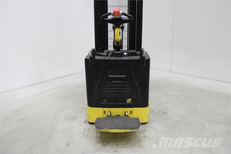 Hyster S1.5S Carelli stoccatori  automatici-usati