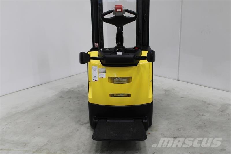Hyster S1.6S Carelli stoccatori  automatici-usati
