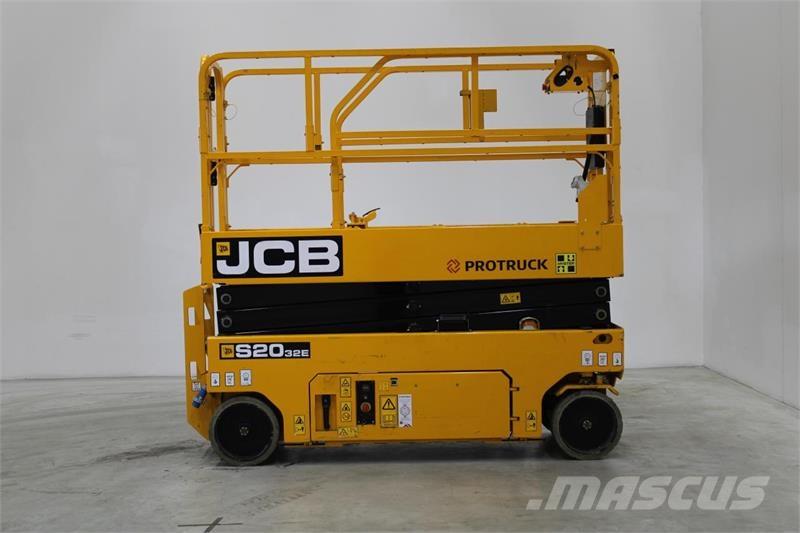 JCB S2032E Piattaforme a pantografo