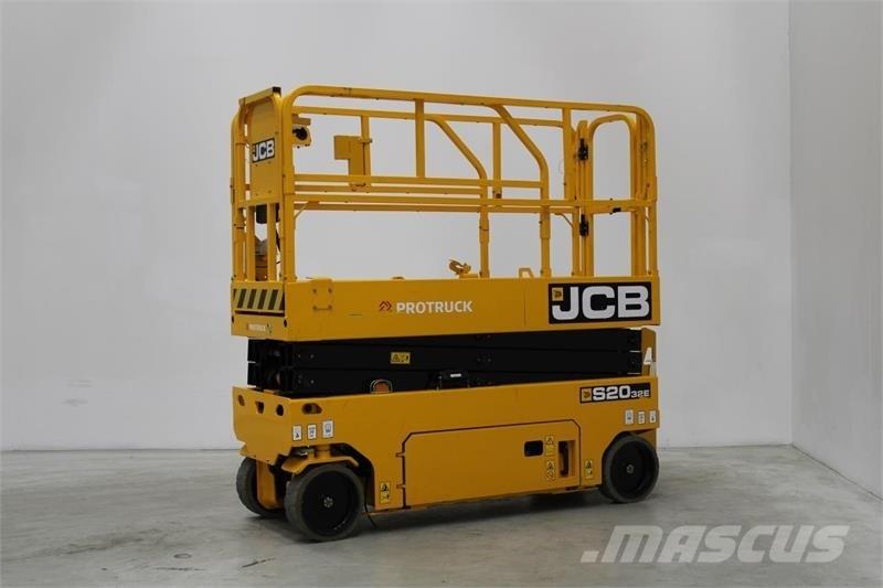 JCB S2032E Piattaforme a pantografo