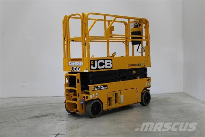 JCB S2032E Piattaforme a pantografo