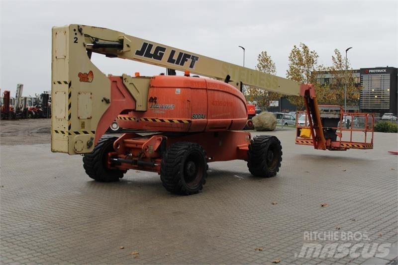 JLG 800AJ Piattaforme a braccio articolato