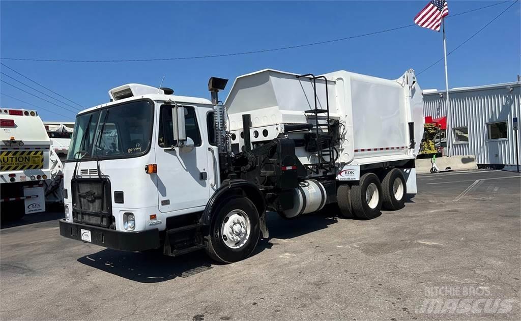 Autocar ACX Camion dei rifiuti