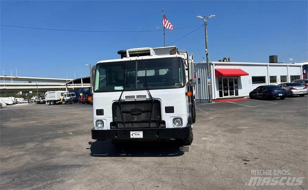 Autocar ACX Camion dei rifiuti