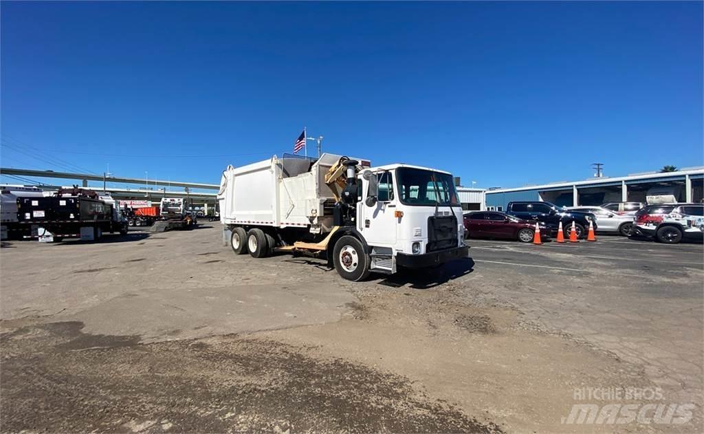 Autocar ACX64 Camion dei rifiuti