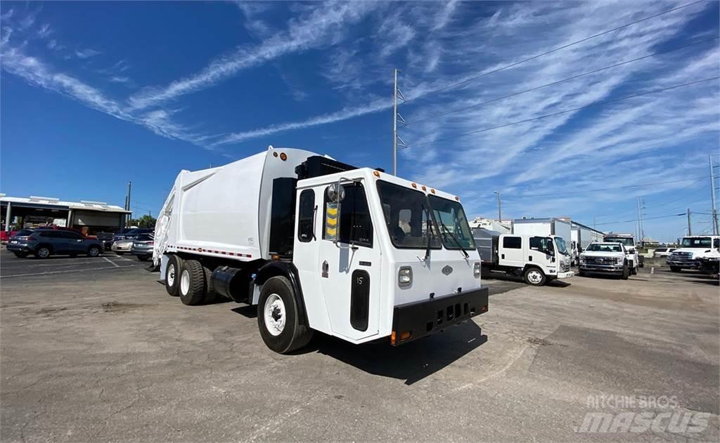 CCC LET2 Camion dei rifiuti