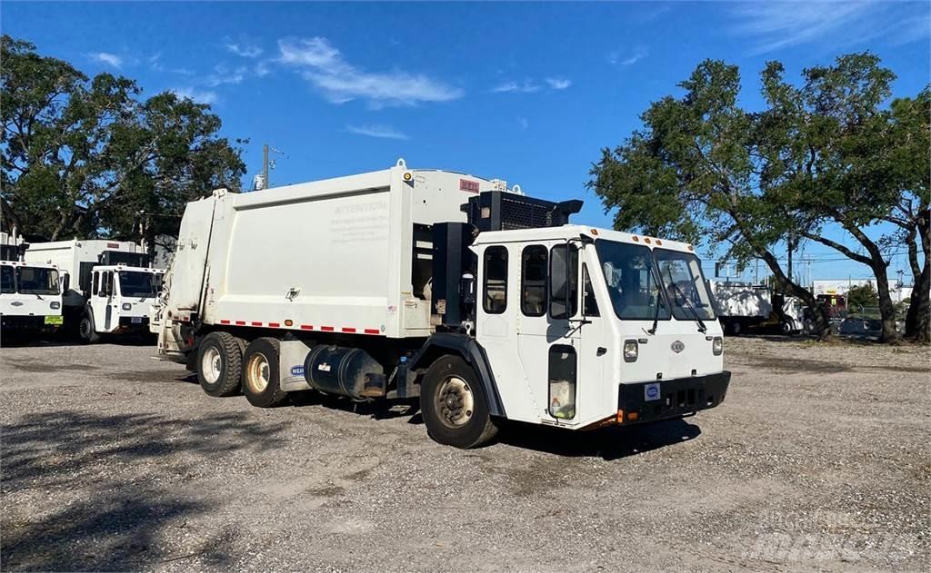 CCC LET2 Camion dei rifiuti