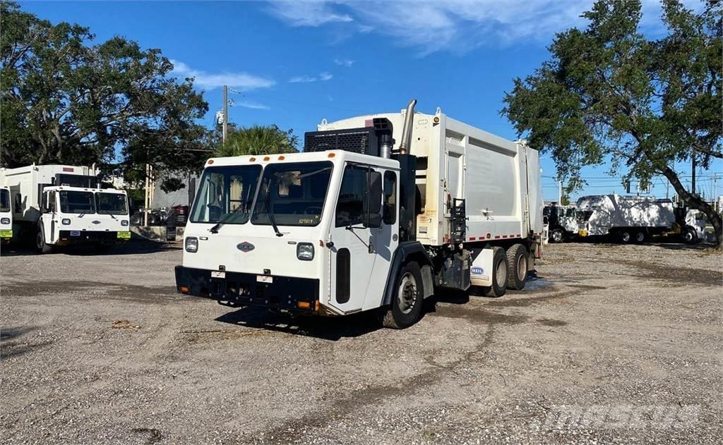 CCC LET2 Camion dei rifiuti