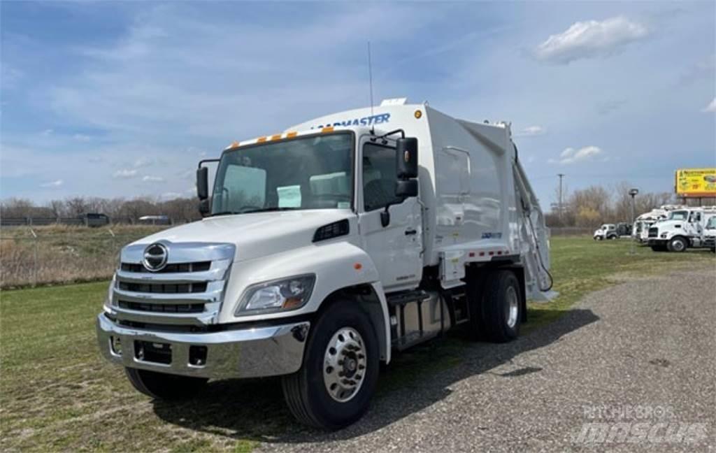 Hino L7 Camion dei rifiuti