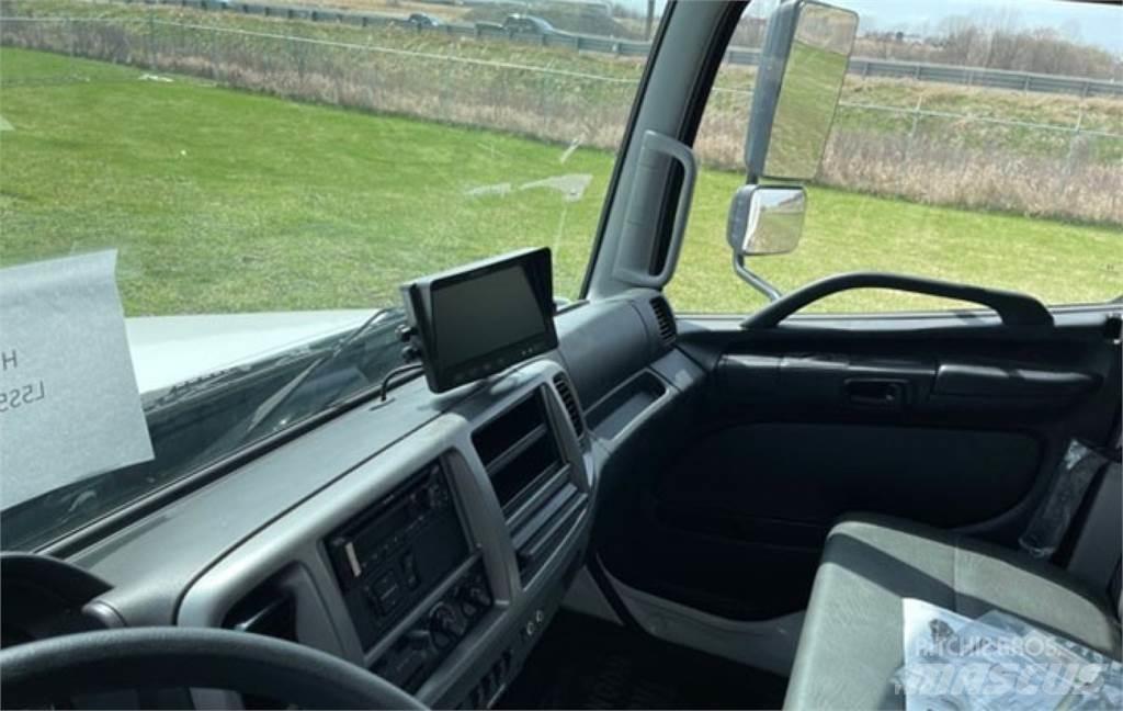 Hino L7 Camion dei rifiuti