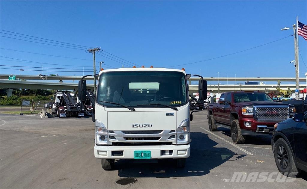 Isuzu NRR Camion dei rifiuti