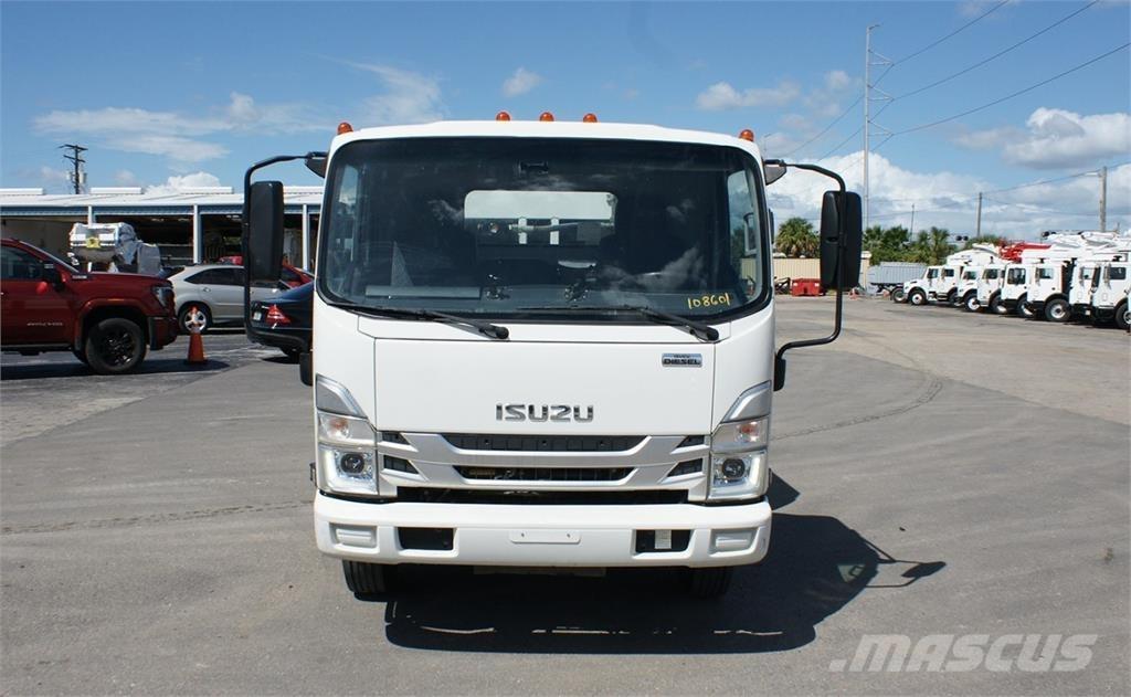 Isuzu NRR Camion dei rifiuti