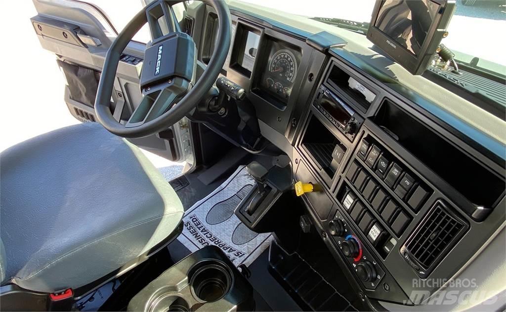 Mack MD6 Camion dei rifiuti