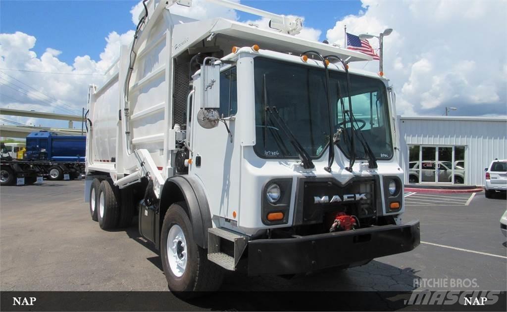 Mack MR688S Camion dei rifiuti