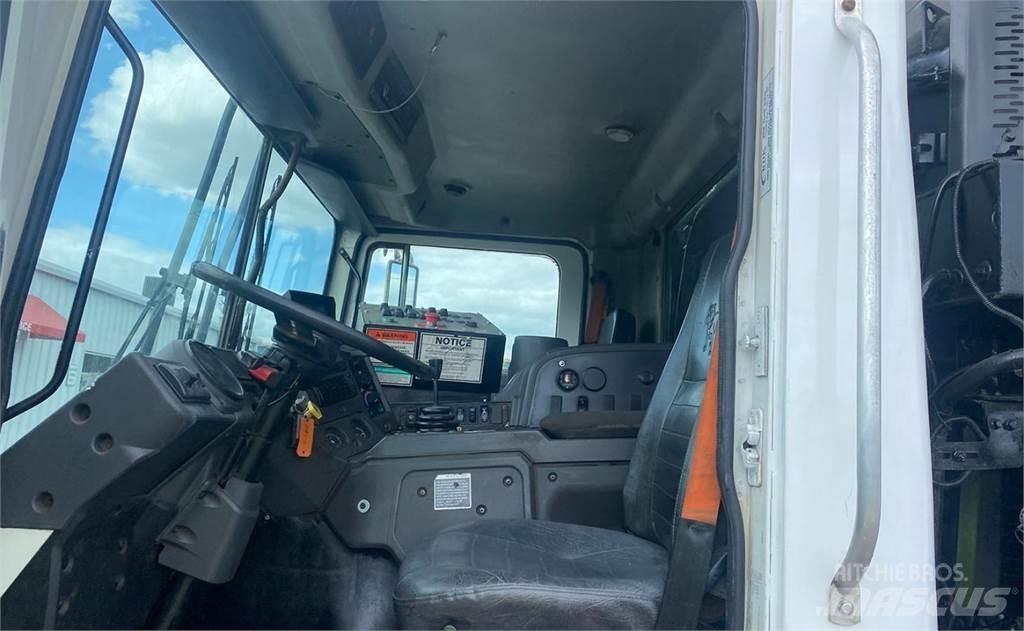 Mack MRU Camion dei rifiuti
