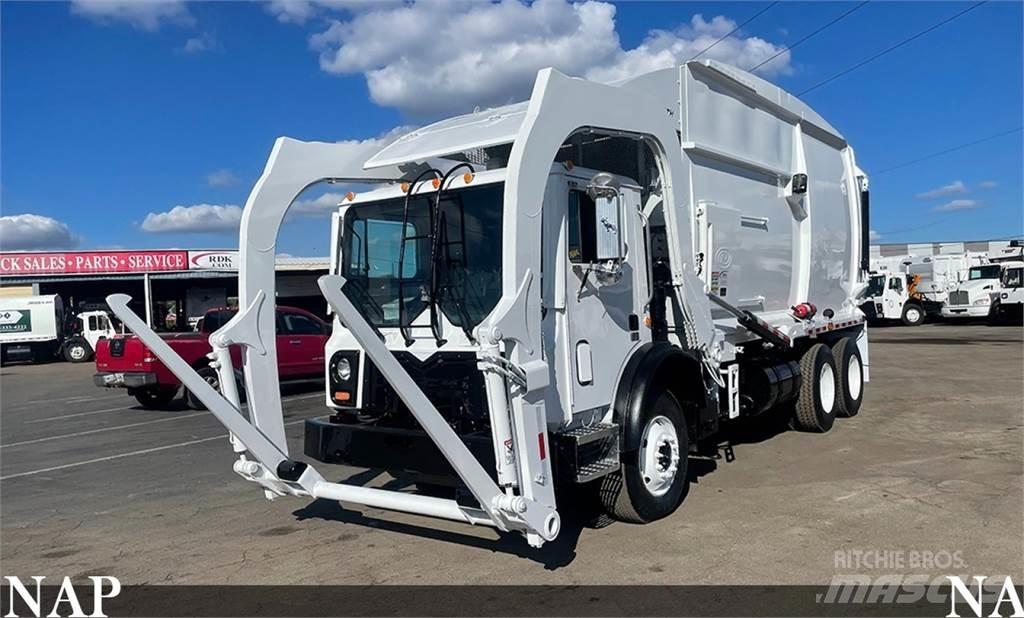 Mack MRU 613 Camion dei rifiuti