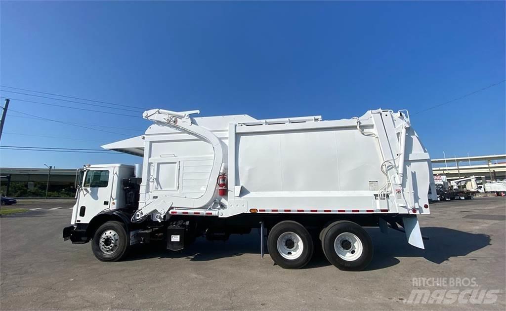 Mack MRU618 Camion dei rifiuti
