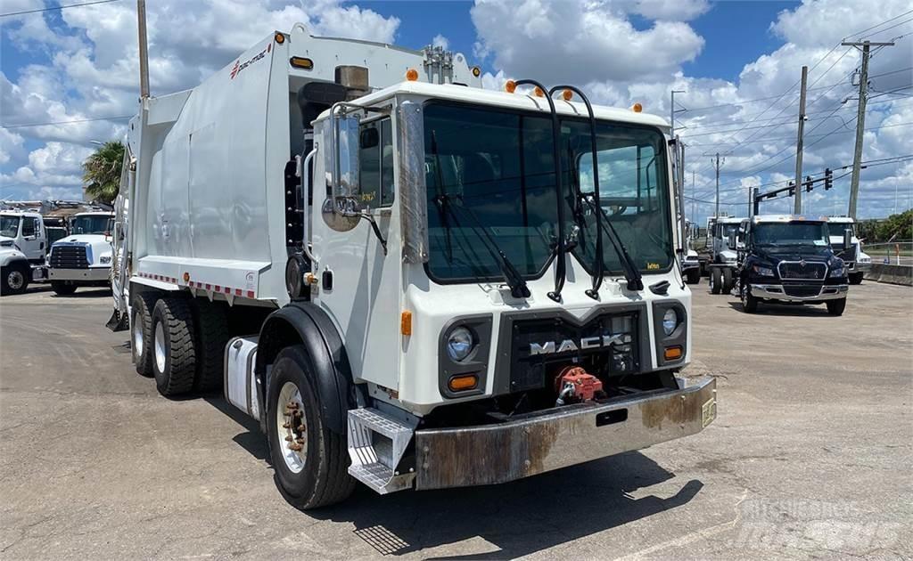 Mack TE64 Camion dei rifiuti