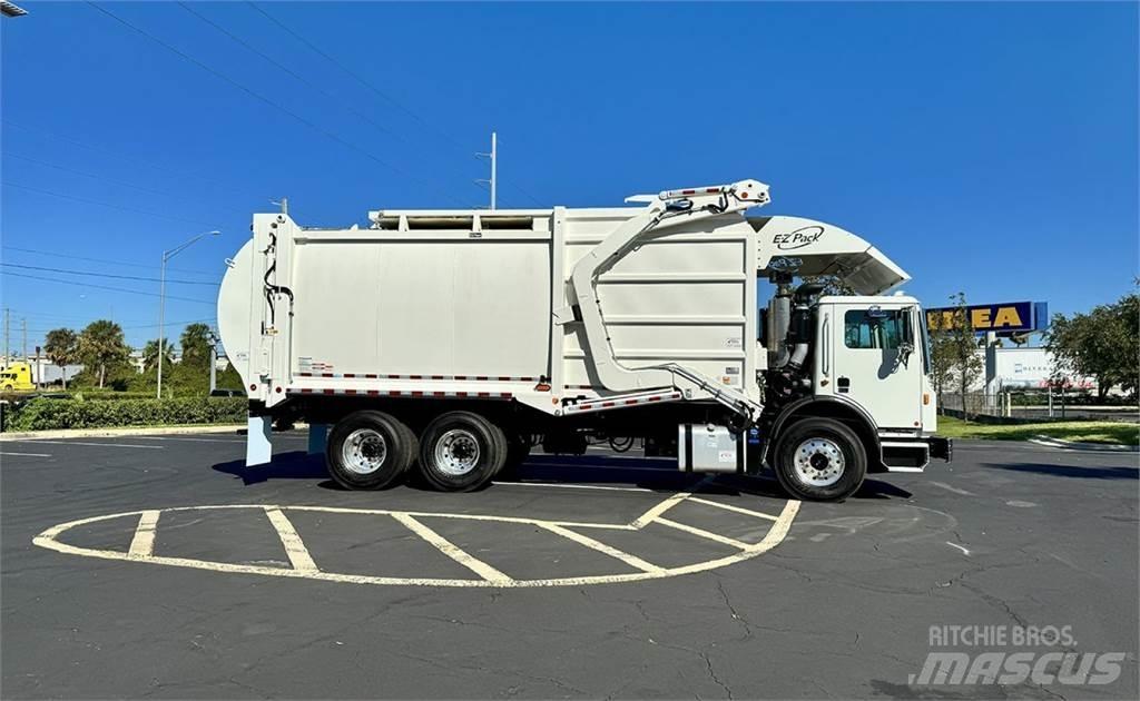 Mack TE64 Camion dei rifiuti
