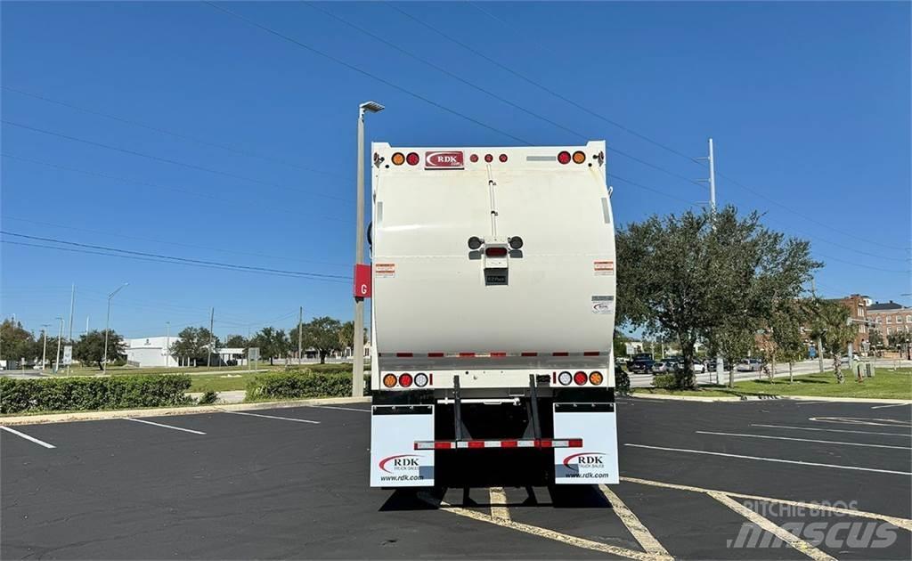 Mack TE64 Camion dei rifiuti