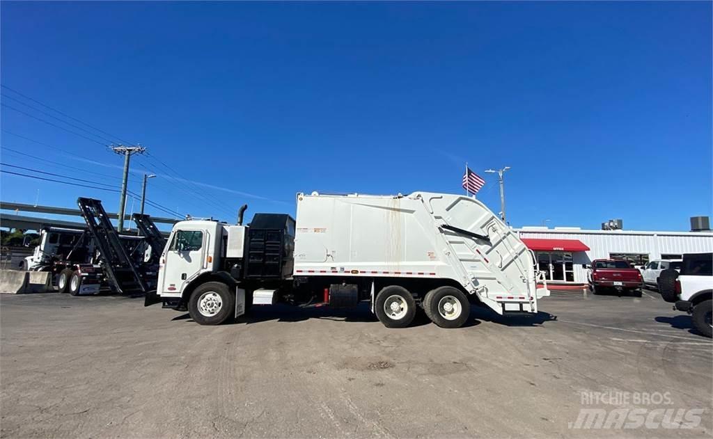 Peterbilt 320 Camion dei rifiuti
