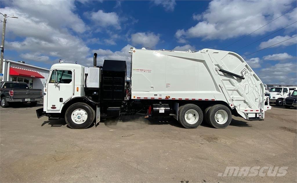 Peterbilt 320 Camion dei rifiuti