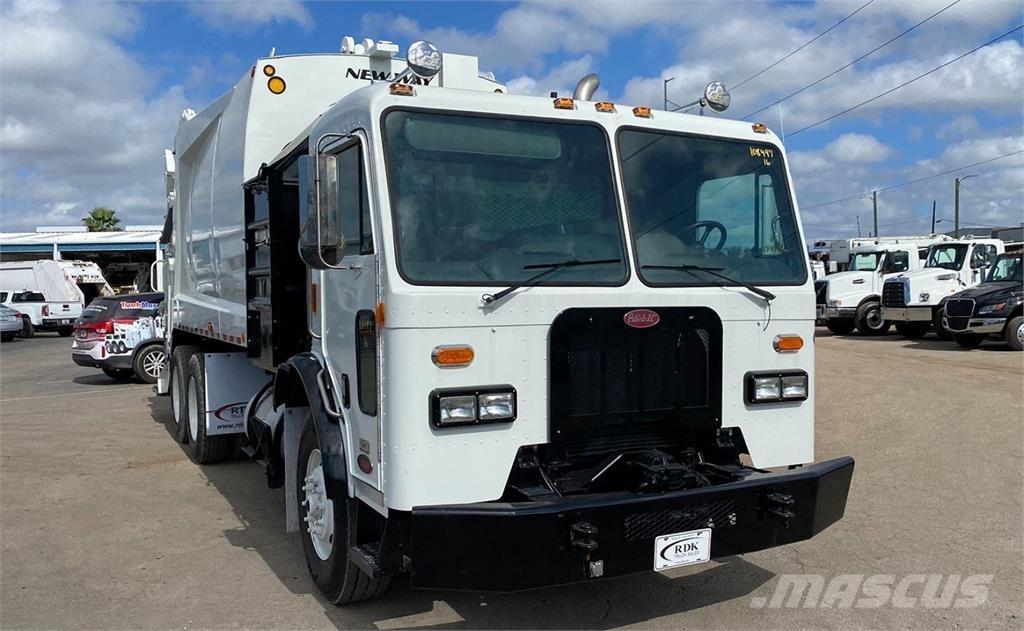 Peterbilt 320 Camion dei rifiuti