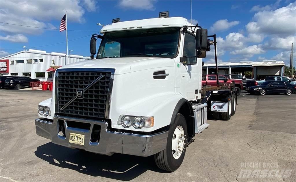 Volvo VHD64 Motrici scarrabili