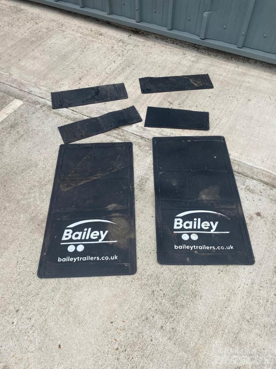 Bailey  Altri rimorchi