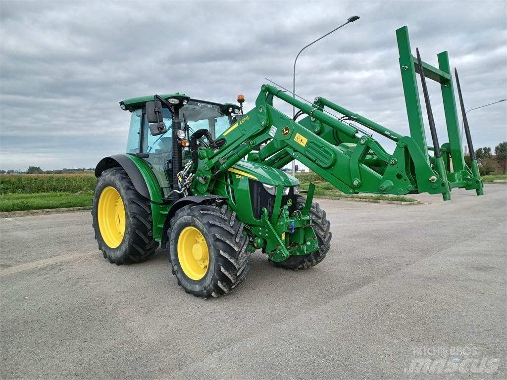 John Deere 5125R Trattori