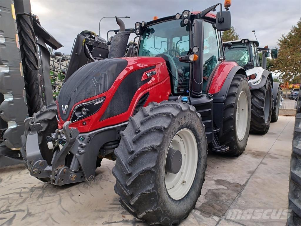 Valtra T 214 Trattori