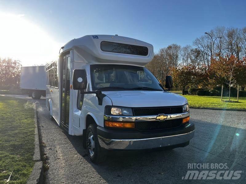 Chevrolet Express Mini bus