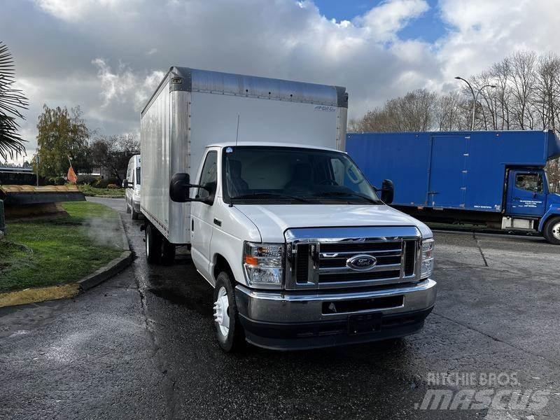 Ford Econoline Furgone chiuso