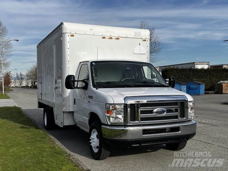 Ford Econoline Furgone chiuso