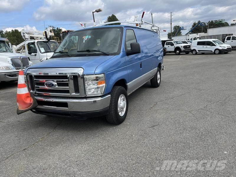 Ford Econoline Furgone chiuso
