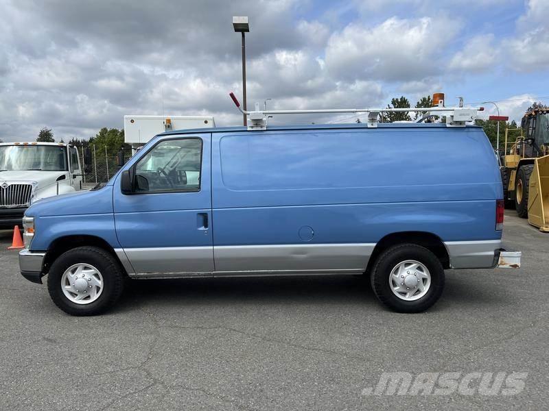 Ford Econoline Furgone chiuso