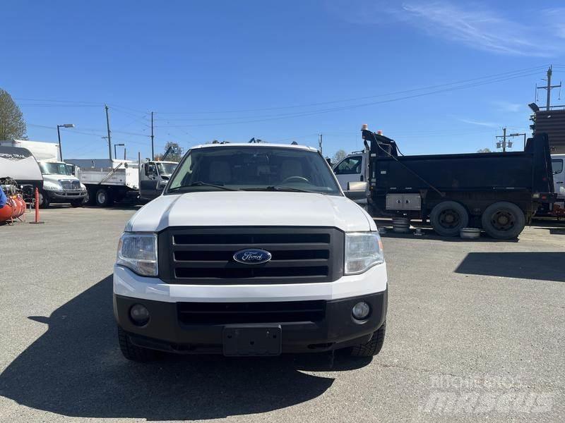 Ford Expedition Auto