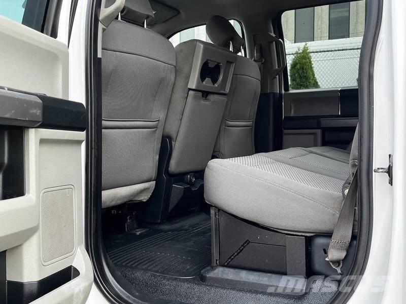 Ford F-450 SD Camion con sponde ribaltabili