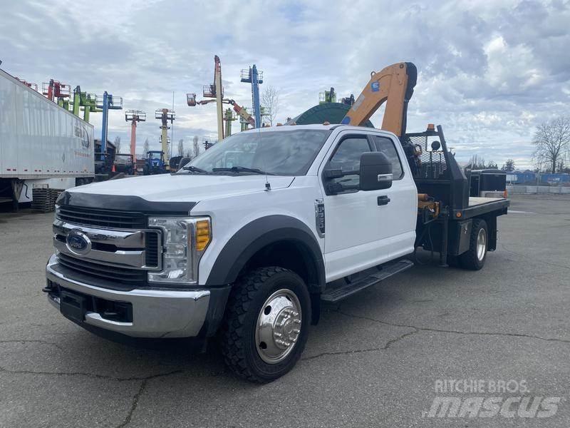 Ford F-550 Autogru