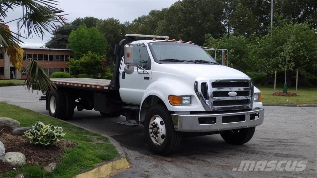 Ford F-750 Camion con sponde ribaltabili
