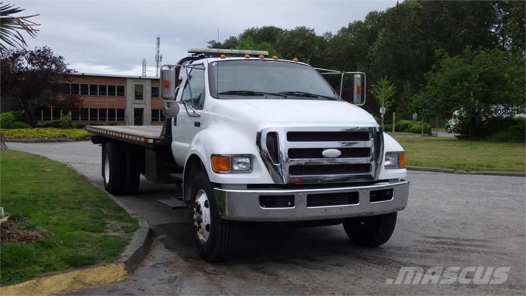 Ford F-750 Camion con sponde ribaltabili