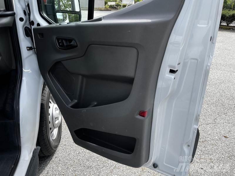 Ford Transit Auto