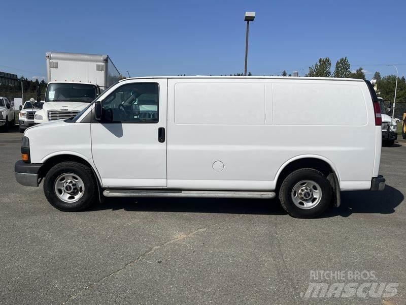 GMC Savana Furgone chiuso