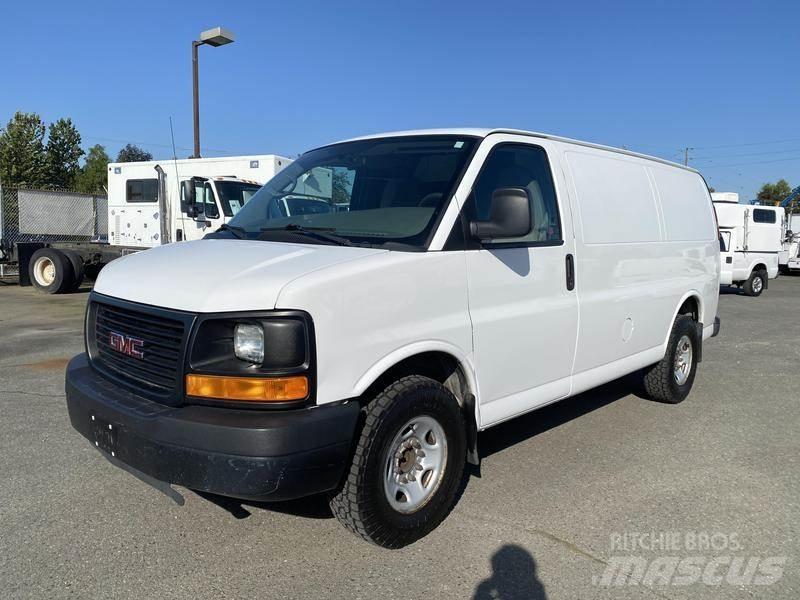 GMC Savana Furgone chiuso
