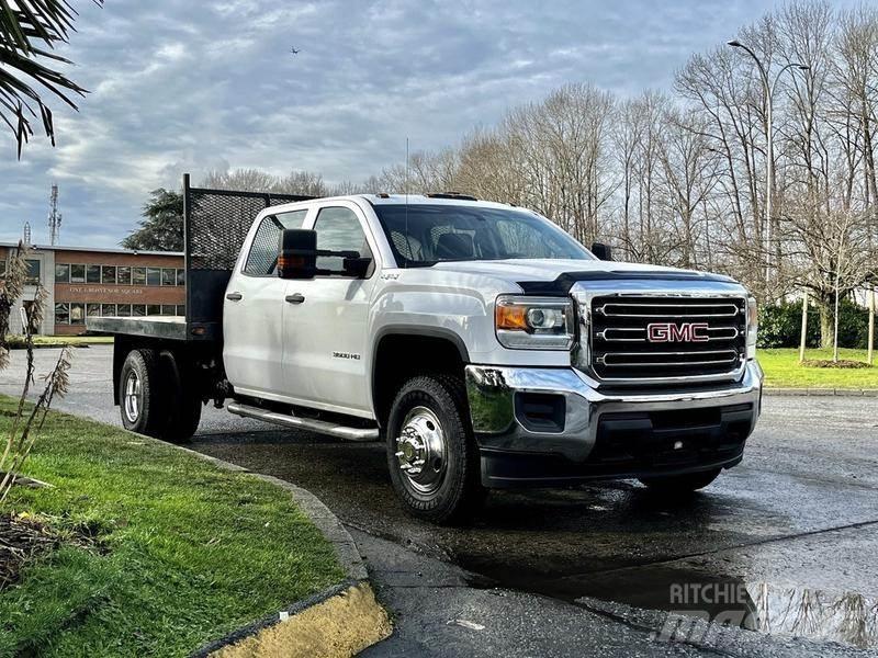 GMC Sierra 3500HD Camion con sponde ribaltabili