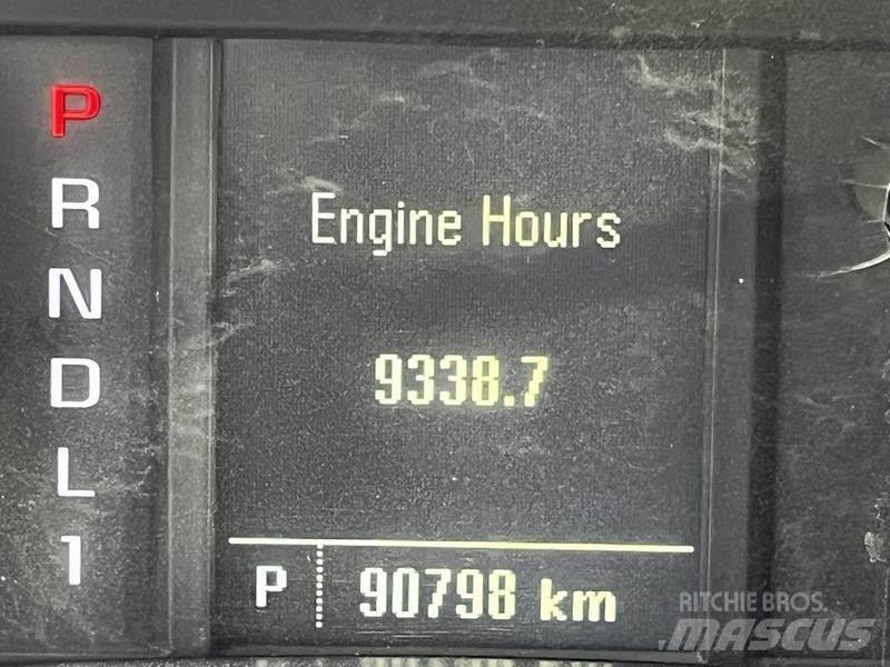GMC Sierra 3500HD Camion con sponde ribaltabili