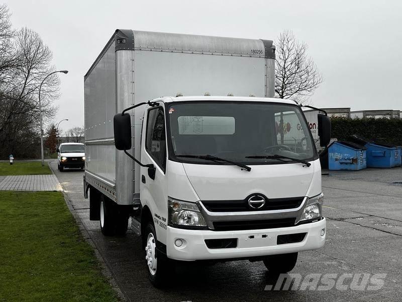 Hino 195 Furgone chiuso